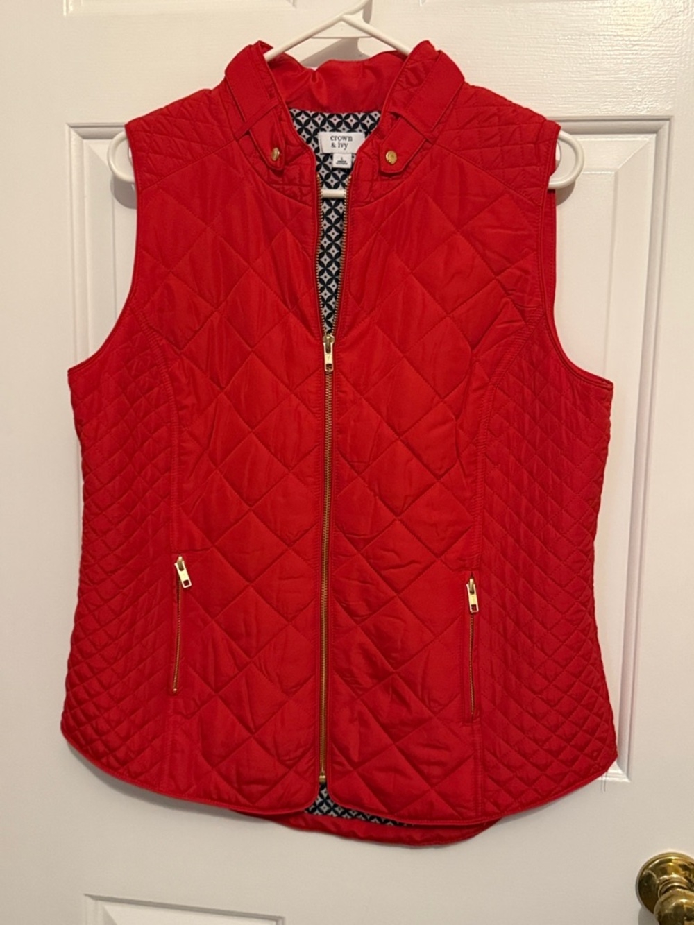 crown & ivy Quilted Red Zip-Up Vest with Gold Hardware